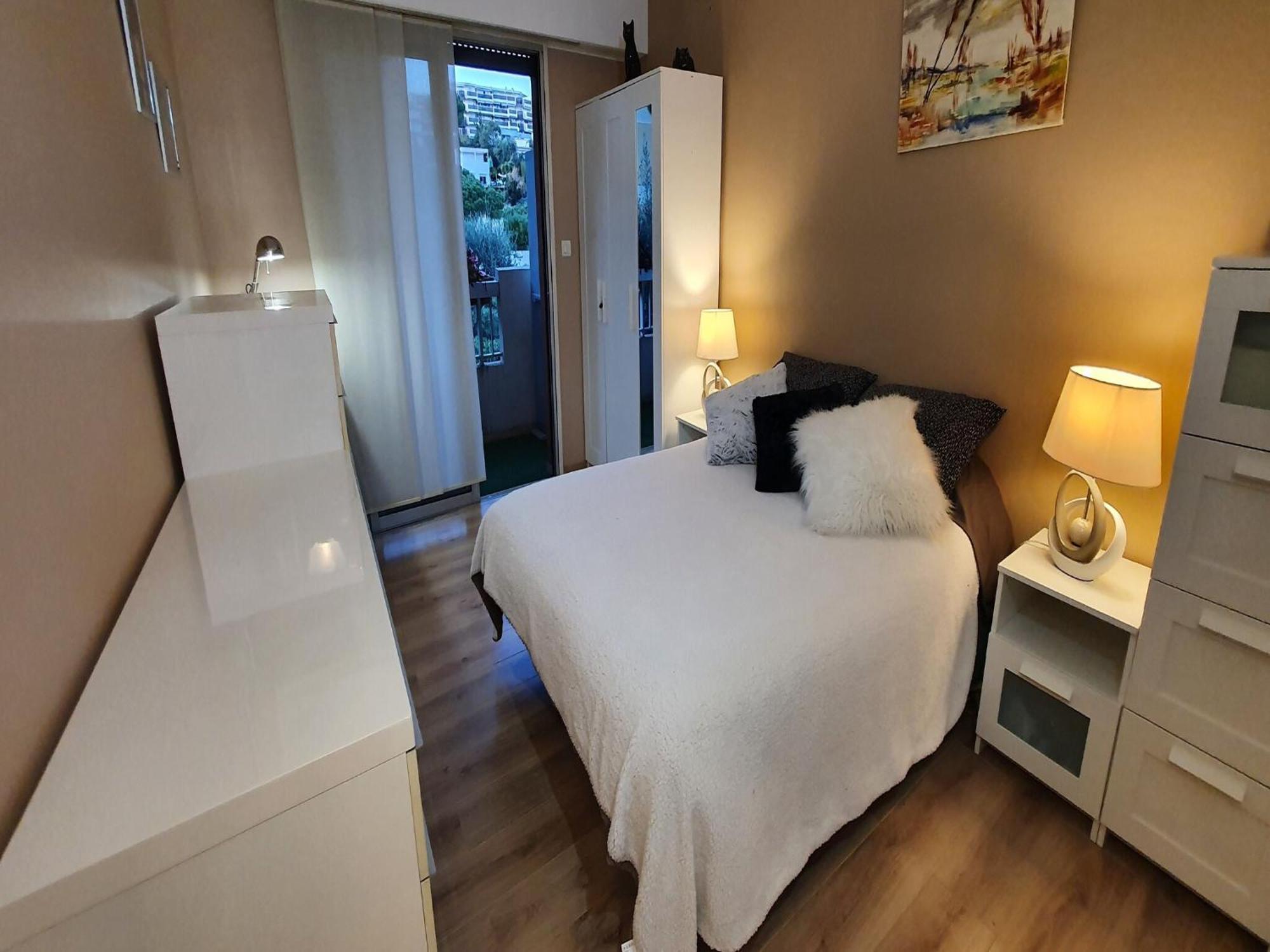 Classy In With Pool And Private Parking Place Nizza